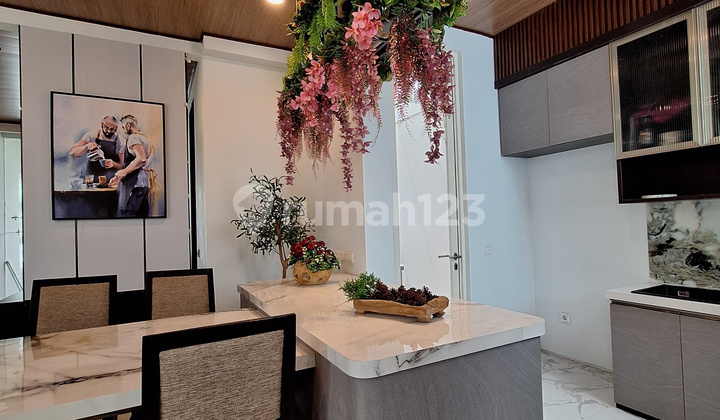 Ritz Embassy Pakuwon Indah Full Furnish