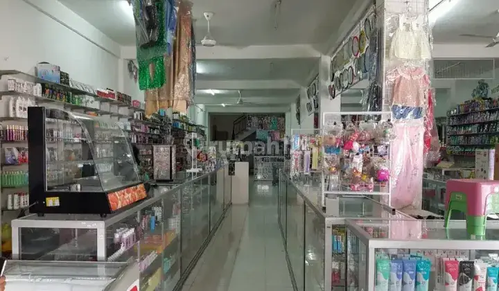 2 Ruko Sudah di Jebol di M Yamin Krian Sidoarjo 4