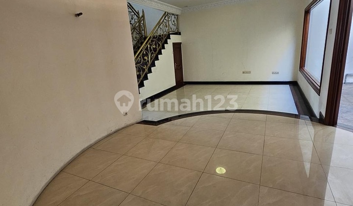 Bukit Darmo Golf Dekat Graha Family Pakuwon 2