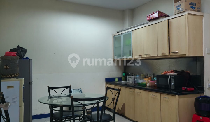 Satellite Town Square Raya Sukomanunggal Shop House 2