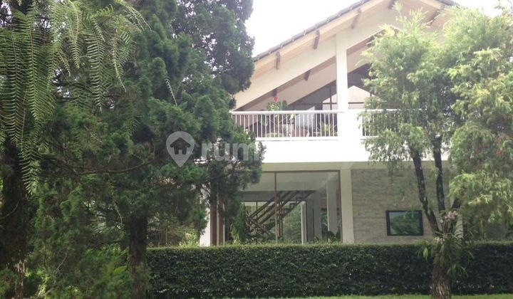 Villa Jalan Kramat, Trawas, Mojokerto