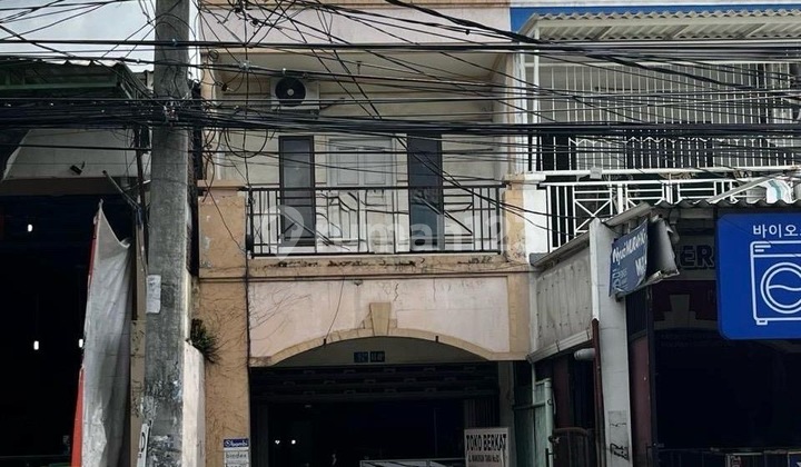 Raya Manukan Tama Double Way Padat Penduduk Raya Manukan Tama Double Way Padat Penduduk