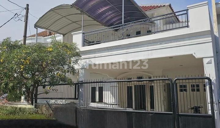 Queen Dian Palace GardenNear Graha Family