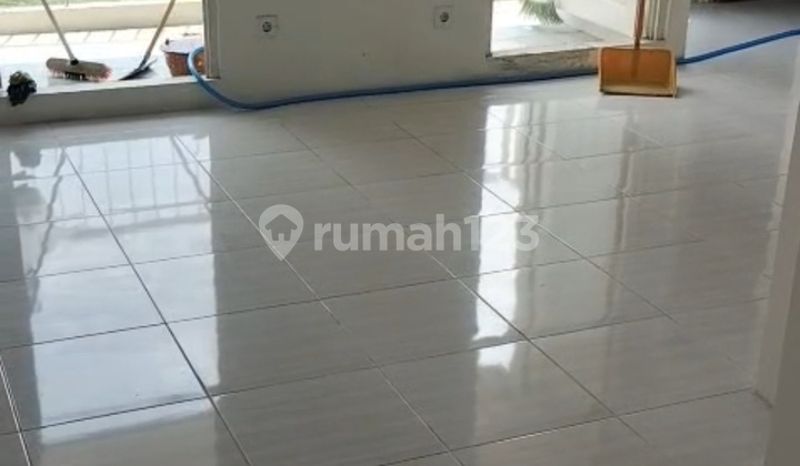 Cibubur Peak 3 BR Combined 2 BR Connecting