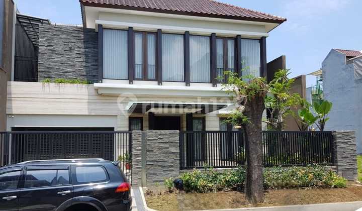 Villa Royal House Pakuwon City
