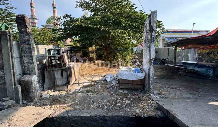 Raya Wiyung Depan Wisata Bukit Mas Jalan Besar