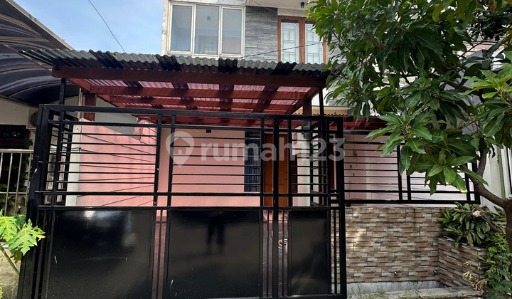 Siwalankerto Permai near PETRA University.