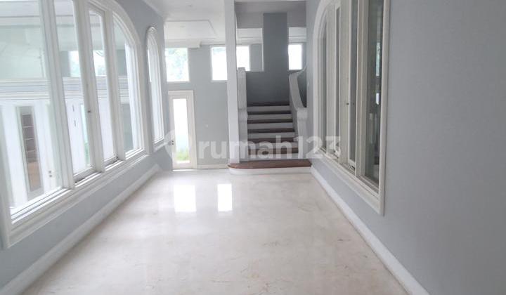 2-story house in Beverly Golf Lippo Karawaci, Tangerang 2