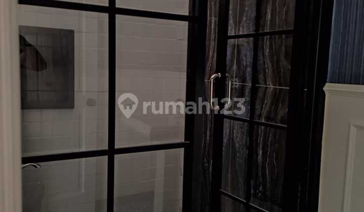 For Sale Fast 3-Story Corner House at Cosmo The Icon BSD, South Tangerang 2