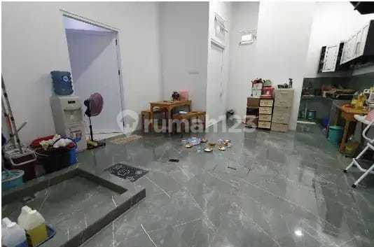 Quick Sale Luxury House Below Market Price in Modernland, Tangerang 2