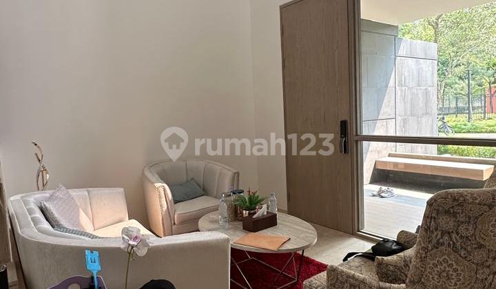 For Quick Sale: Luxurious 3-Story House with Elevator in Navapark BSD, South Tangerang 2