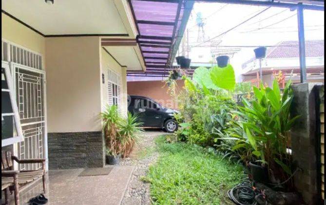 Rumah Hook 2 Lantai di Pamulang Permai, Tangerang Selatan 2