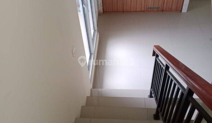 Rumah 2 Lantai di Cluster Monaco Gading Serpong, Tangerang 1