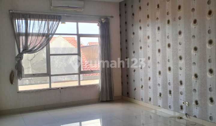 Dijual Cepat Rumah 2 Lantai di Sutera Harmoni Alam Sutera, Tangerang Selatan 2