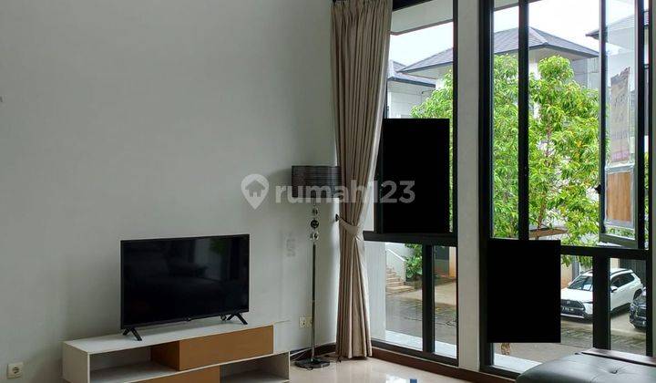 Rumah 2 Lantai Furnished di Cluster Lakewood Navapark Bsd 2