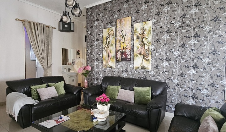 For Sale Quick House  The Green 205m2 Bsd City, Tangerang