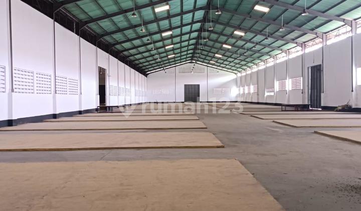 Quick Lease: 2-Story Warehouse in Mekar Jaya Industrial Area, Sepatan, Tangerang Quick Lease: 2-Story Warehouse in Mekar Jaya Industrial Area, Sepatan, Tangerang