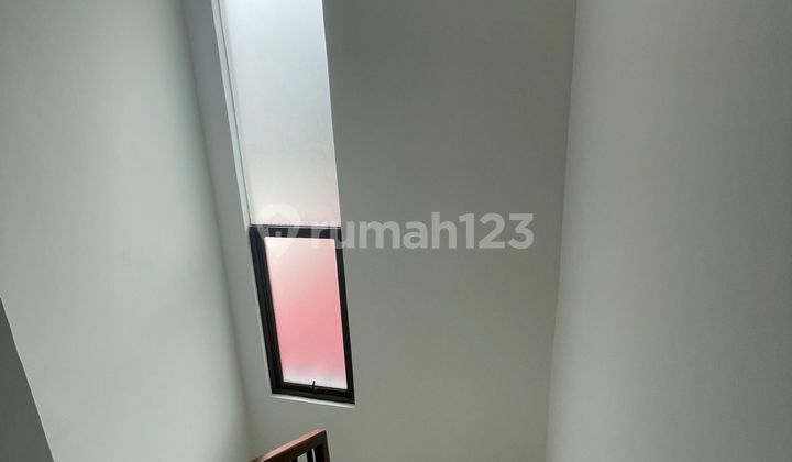 Dijual Cepat Rumah Minimalis 2 Lantai di The Icon BSD City, Tangerang Selatan 2