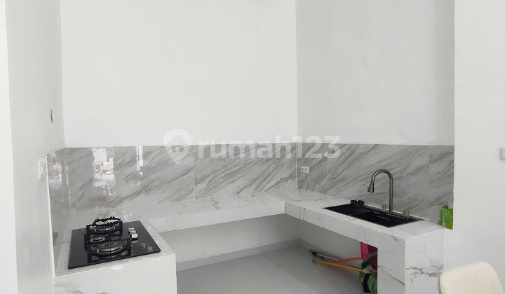 Rumah 2 Lantai di BSD Kencana Loka, Tangerang Selatan 2