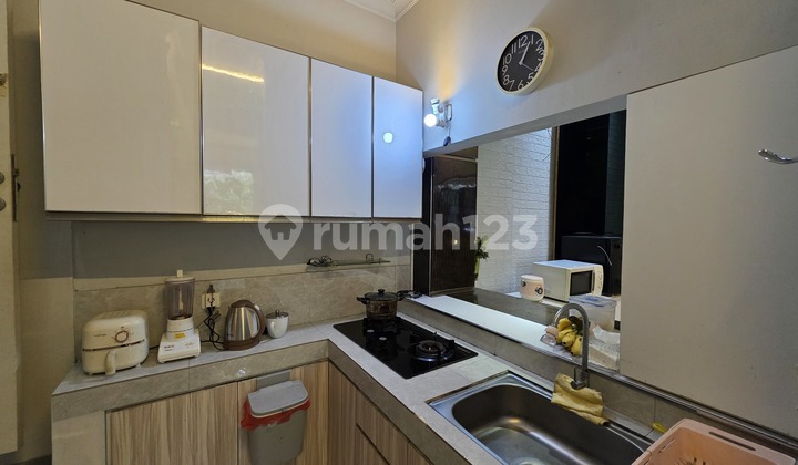 For Quick Sale: Semi-Furnished Ready-to-Occupy House in Malibu Village, Gading Serpong, Tangerang