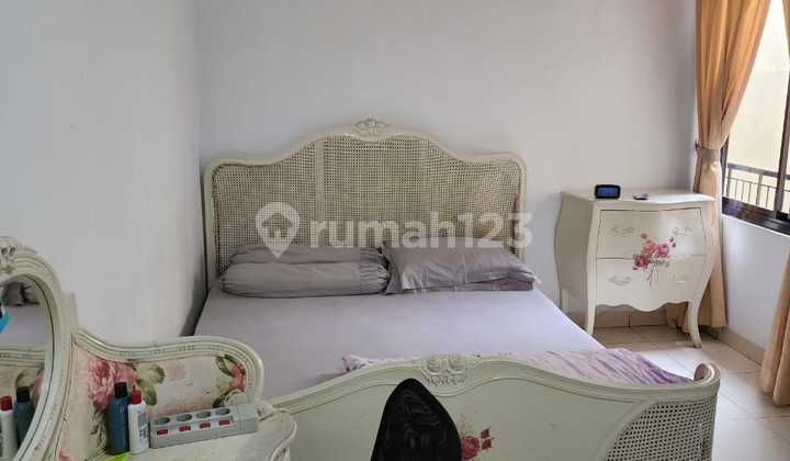 Quick Sale 4 BR House in Puspitaloka BSD, South Tangerang 2