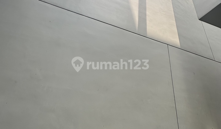 For Quick Sale: 3-Story House in Cluster Aether Greenwich Park BSD, South Tangerang 2