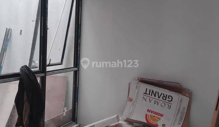 Rumah 2 Lantai di Serpong Villa Melati Mas, Tangerang Selatan 2