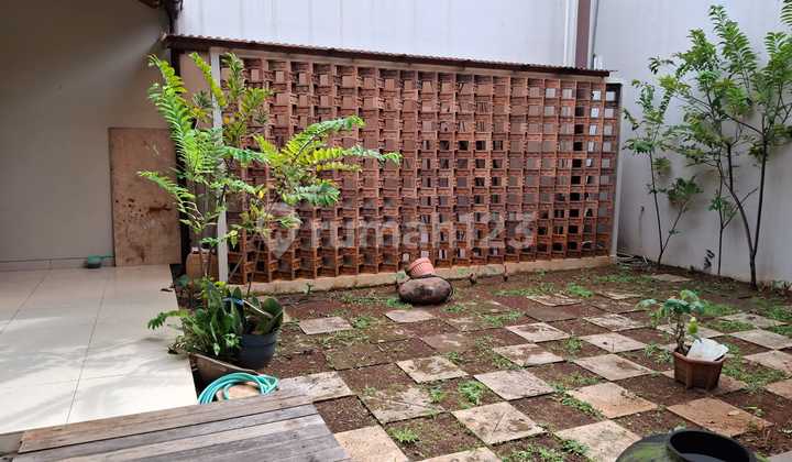 Dijual Cepat Rumah 3 BR di Nusa Loka BSD Sektor 1-4, Tangerang Selatan 2