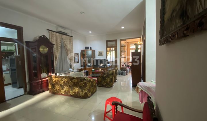 Dijual Cepat Rumah 2 Lantai di Villa Melati Mas, Tangerang Selatan