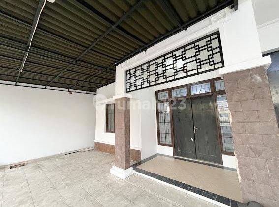 Rumah 2 Lantai di Banjar Wijaya Cluster Krisan, Tangerang 1