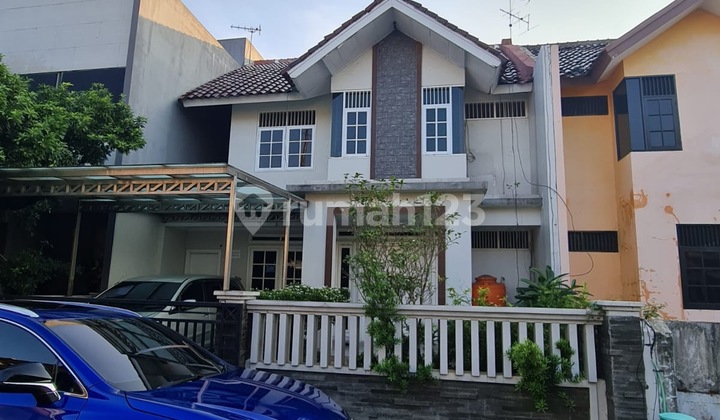 3-Story House in Pulau Putri Modernland, Tangerang 3-Story House in Pulau Putri Modernland, Tangerang
