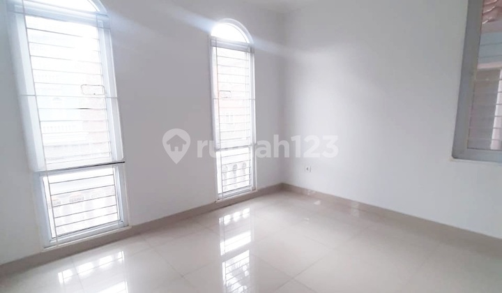 Rumah Omaha Village Siap Huni Posisi Hoek, Mar 9