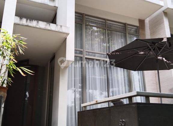 Townhouse 2 Lantai 3 Kamar Bagus di Residence 28 Kedoya 2