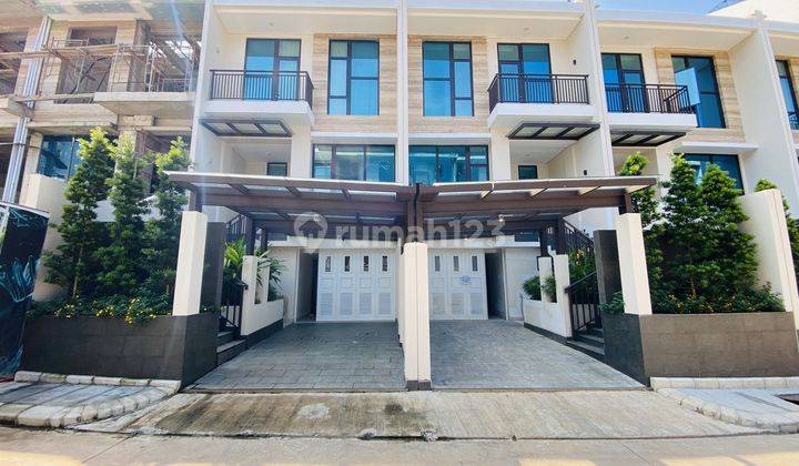 Rumah Townhouse 3 Lantai Luxury di Pondok Indah Townhouse Jakarta 1