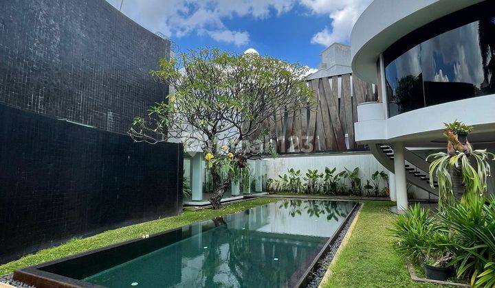 Dijual Dan Disewakan Rumah 2 Lantai Mewah Menteng Jakarta Pusat  2