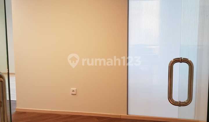 Disewakan Ruang Kantor di Menara Sunlife Mega Kuningan Disewakan Ruang Kantor di Menara Sunlife Mega Kuningan