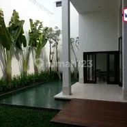 FOR RENT 2-Story House (Compound House) TROPICAL RESORT with PRIVATE POOL in Pejaten Barat, Pejaten, South Jakarta FOR RENT 2-Story House (Compound House) TROPICAL RESORT with PRIVATE POOL in Pejaten Barat, Pejaten, South Jakarta