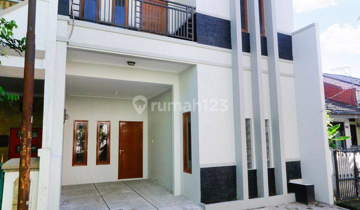 Rumah Modern 2 Lantai Di Taman Depok Permai J21131 2