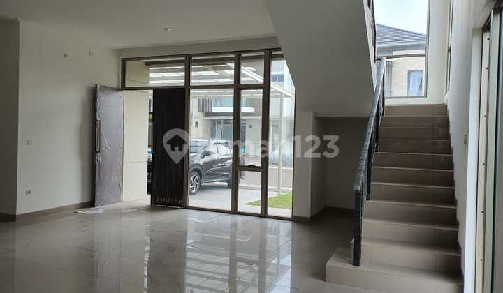 Rumah South Magenta PIK 2 10x15 4+1KT SHM Bisa KPR Cluster Danau 2