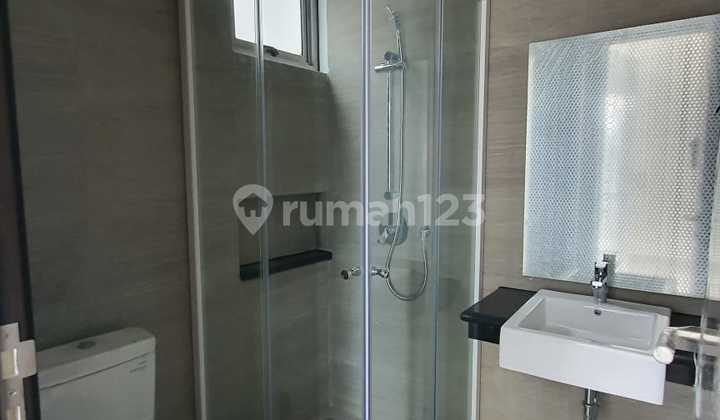 Rumah 2 Lantai 6x10 60m2 Type 2+1kt di Cluster Scarlet Pik 2 Tangerang 7