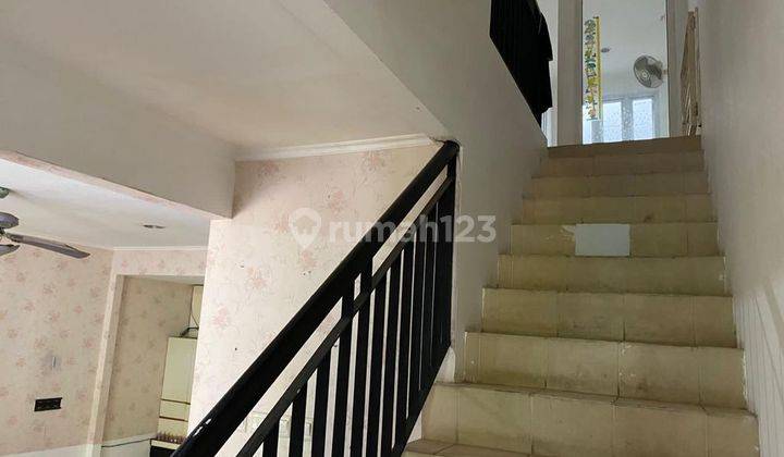 Rumah 2 Lantai Luas 6x15 90m2 Type 3kt di Perumahan Green Court Cengkareng Jakarta Barat 3
