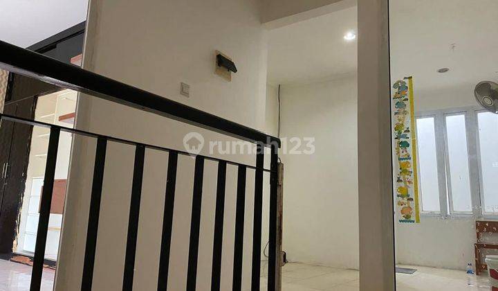 Rumah 2 Lantai Luas 6x15 90m2 Type 3kt di Perumahan Green Court Cengkareng Jakarta Barat 4