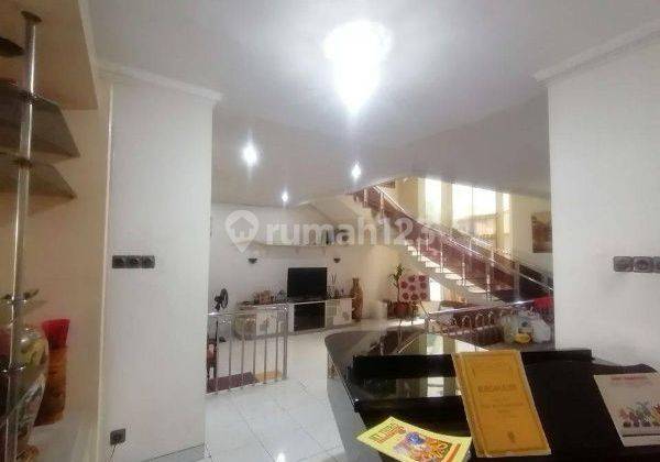 RUMAH MUARA KARANG DI JALAN UTAMA,  2 LANTAI,  UK : 12 x 25 m, FURNISHED  2