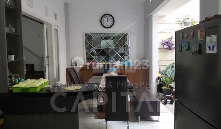 Rumah Mewah 2 Lantai Semi Furnished di Antapani Full Renovasi 2