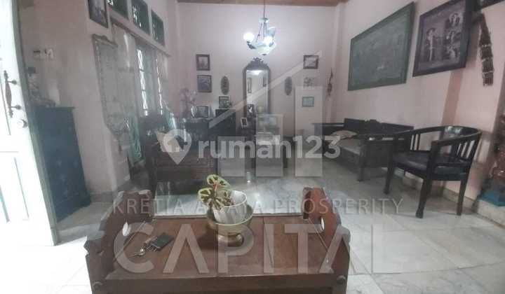 Good and Well-Maintained 2-Story House in Arcamanik 2