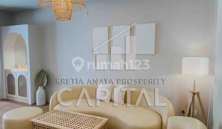 Rumah Full Furnished dengan Kolam Renang di Simakirana Kota Baru Parahyangan 