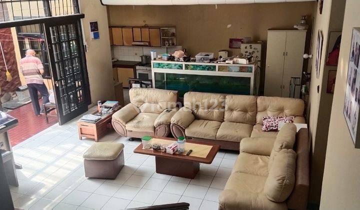 Dijual Rumah Lahan Luas Potensi Buat Kosan di Sayap Dago, Bandung 1