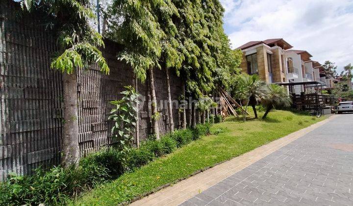 Rumah Lux 3 Lantai Daerah Asri, Ciumbuleuit Bandung 2