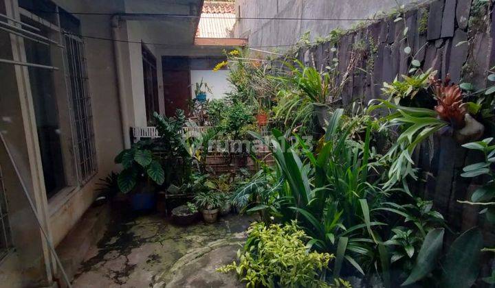 Rumah Tua Hitung Tanah Plus Pabrik Mainroad, Cihampelas 2