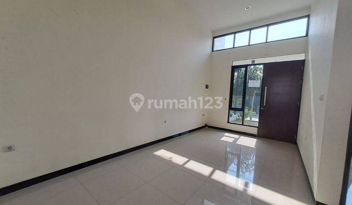 Dijual Rumah Bagus di Taman Kopo Indah V 1